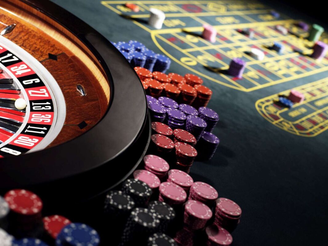 kinh nghiệm chơi bài Poker cực hay từ Gemwin
